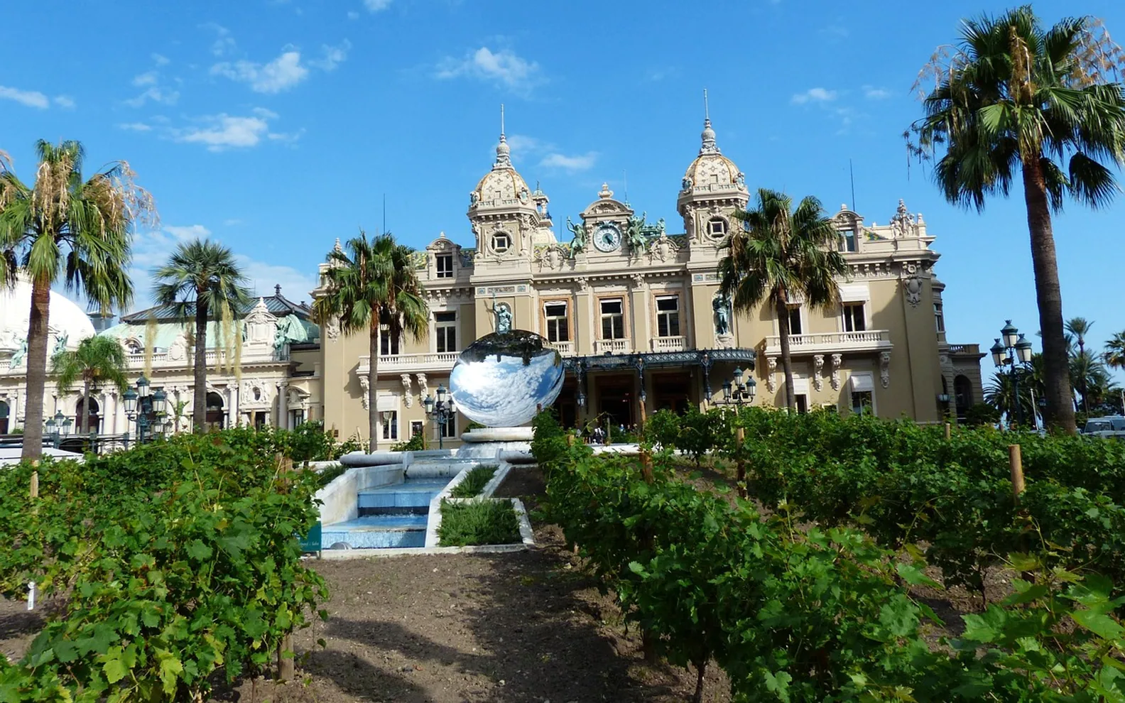 Game bank, casino and monte carlo